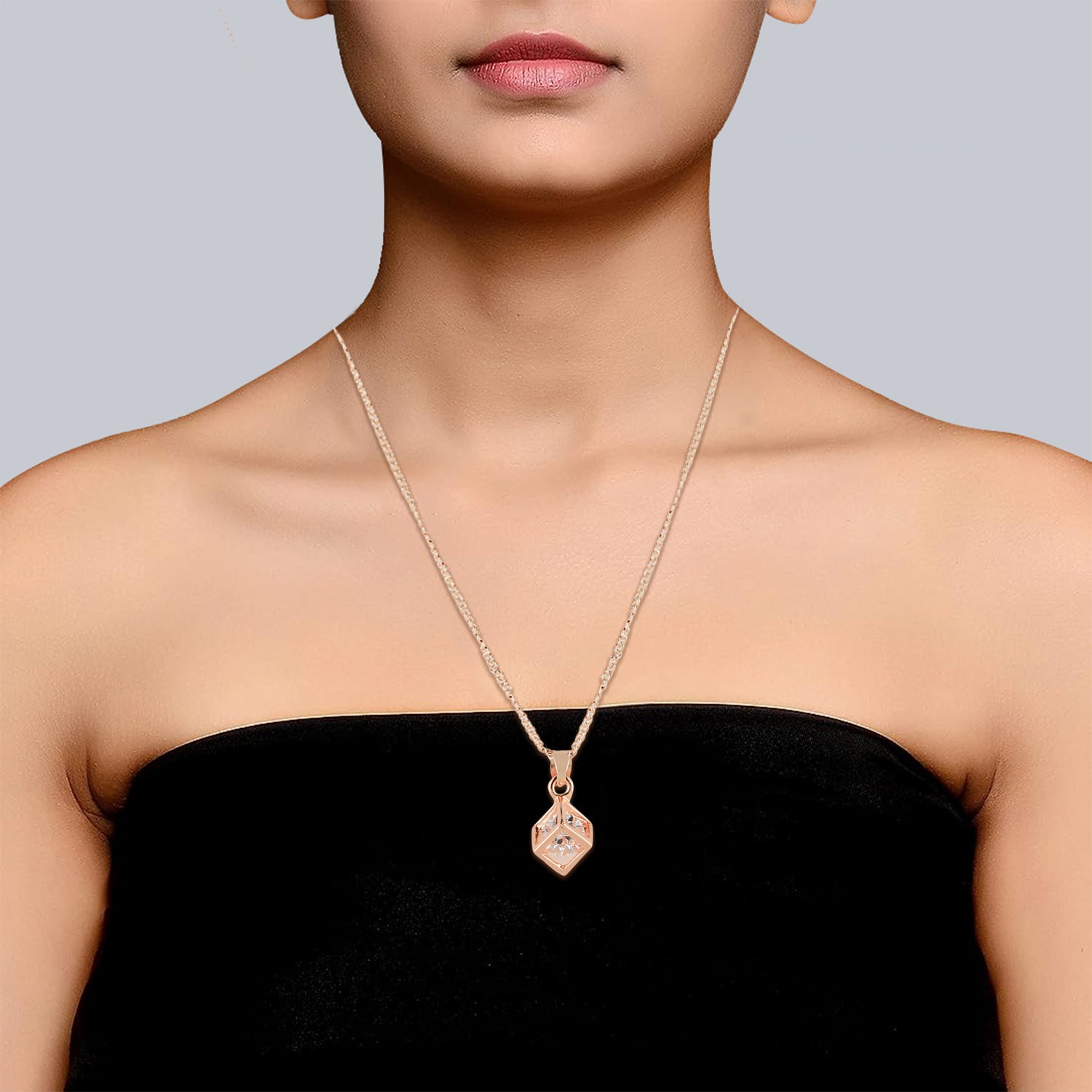 cube diamante pendant necklace with model