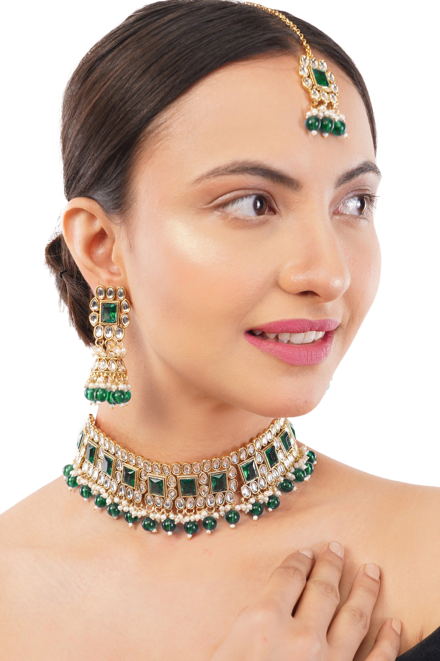 Gold Plated Emerald Green Kundan Necklace And Earrings Set