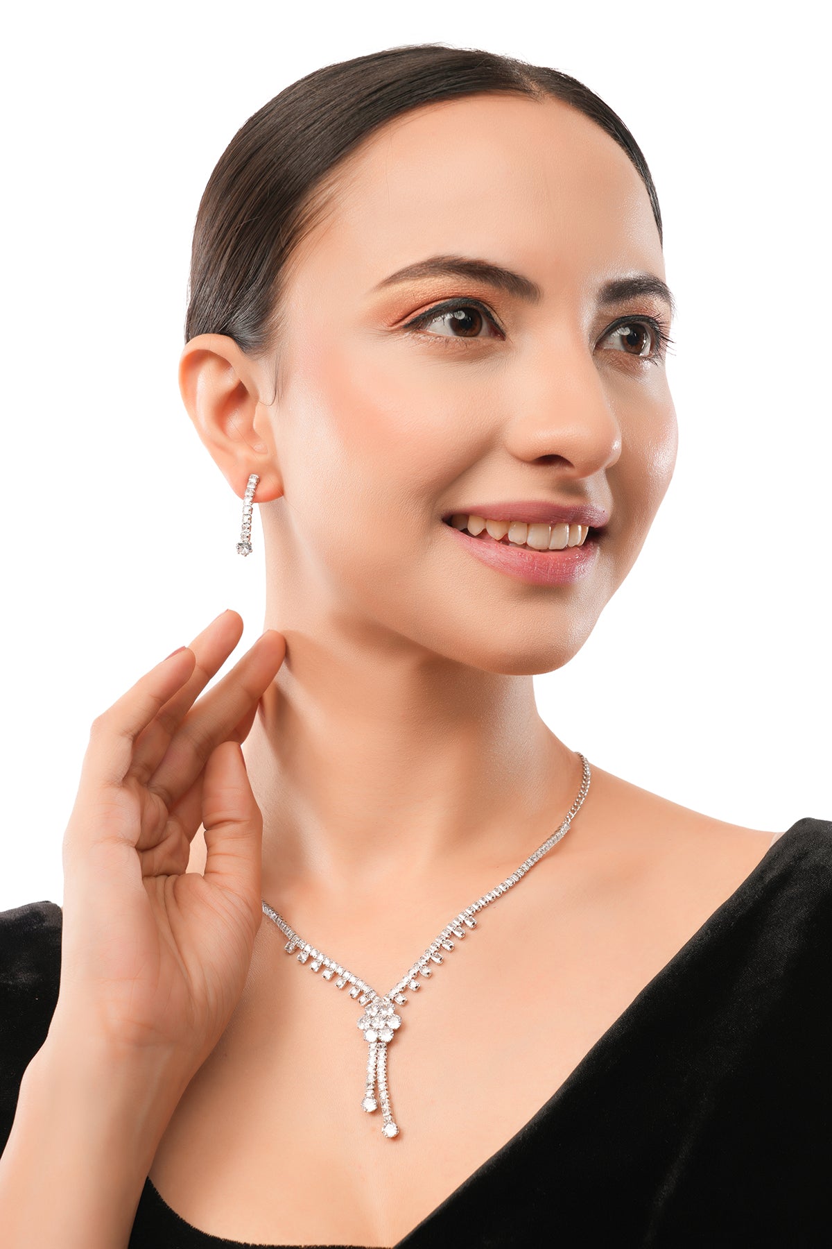 Clustertrend Silver Floral Pendant Diamond Chain Necklace With Earring Set