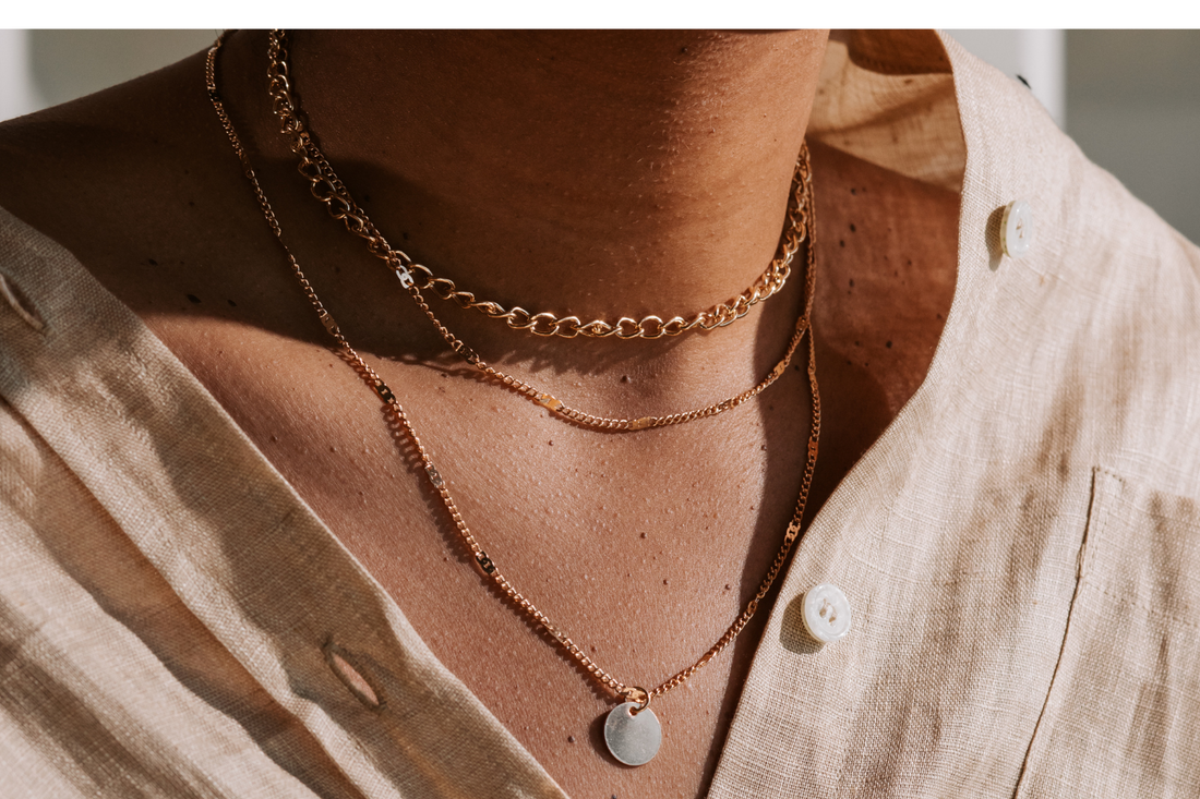 A Comprehensive Guide to Layering Necklaces: Tips for Achieving the Perfect Look