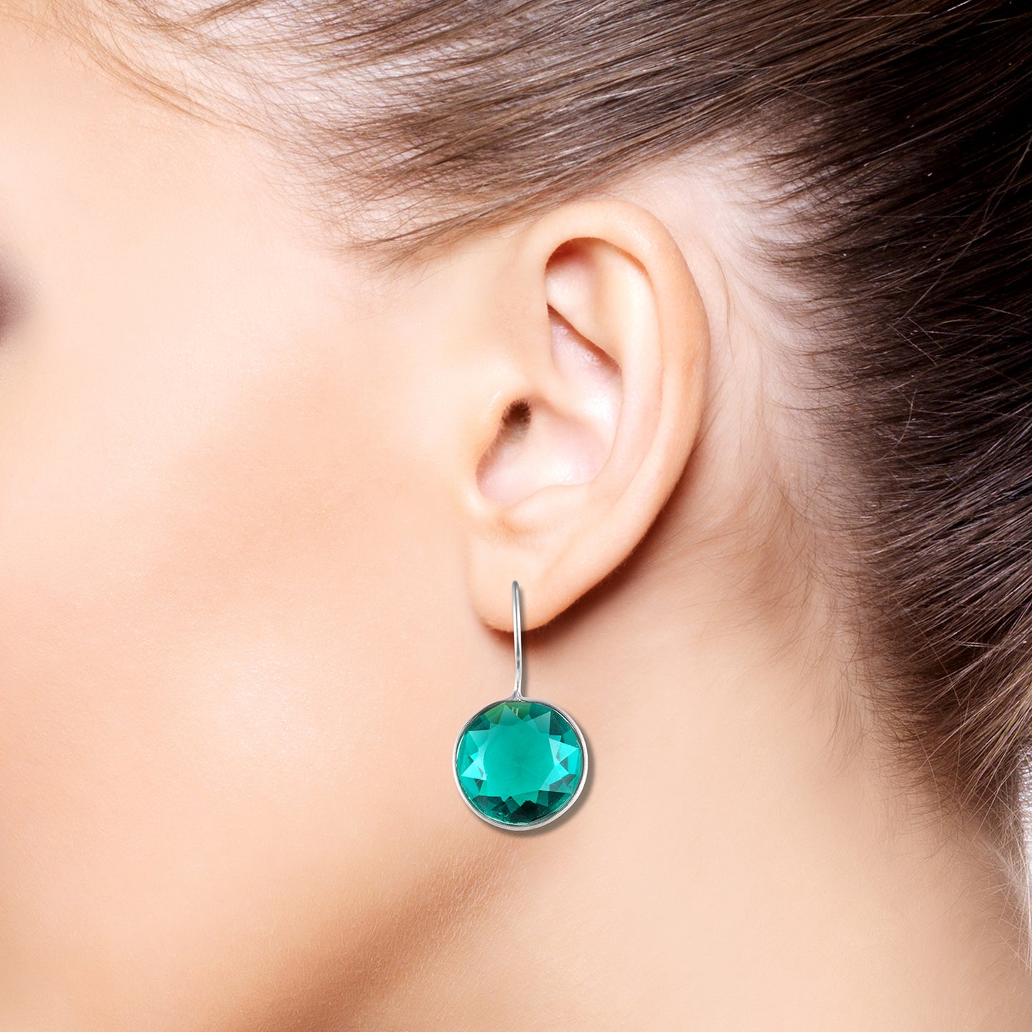 emerald crystal stone drop earring model pic