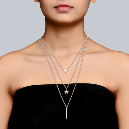 silver three layered pendant necklace model pic