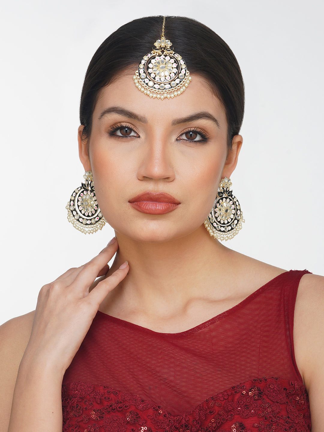 black minakari earring with maangtikka model front view