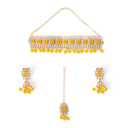 Yellow Stone Studded Kundan Jewellery Set